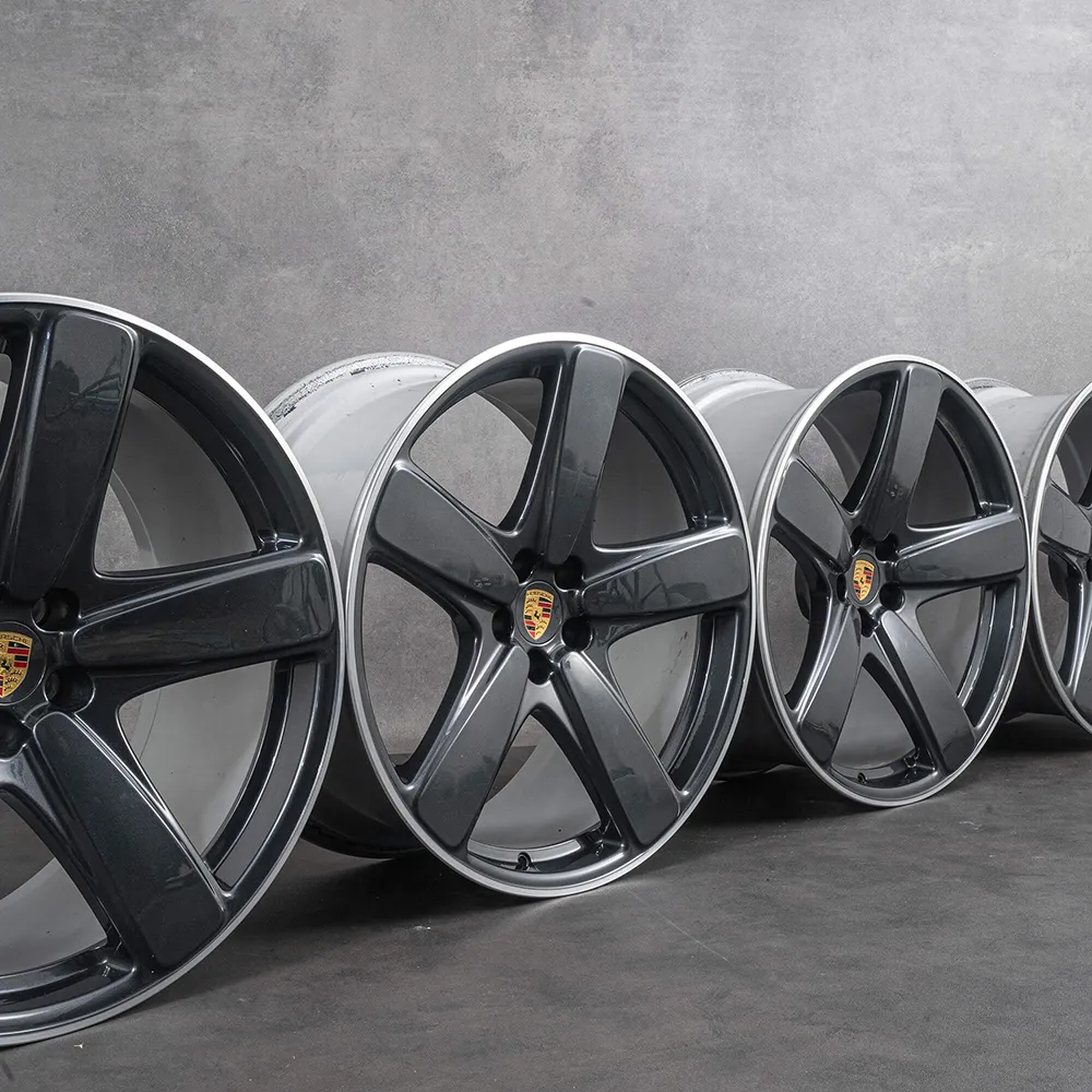 95B04460222 Original Porsche 21-inch Macan Sport Classic