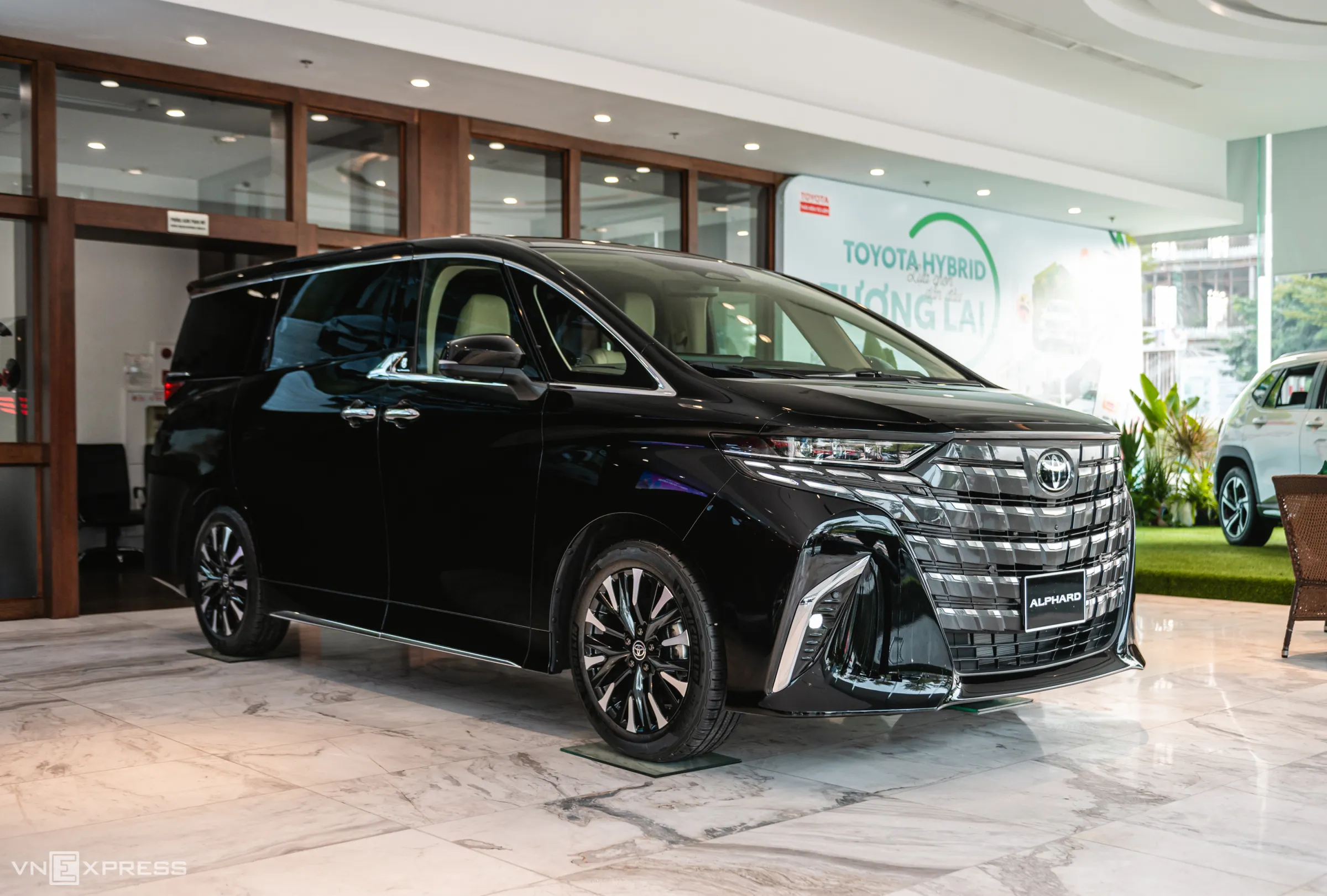 Hình ảnh xe Toyota Alphard 2024