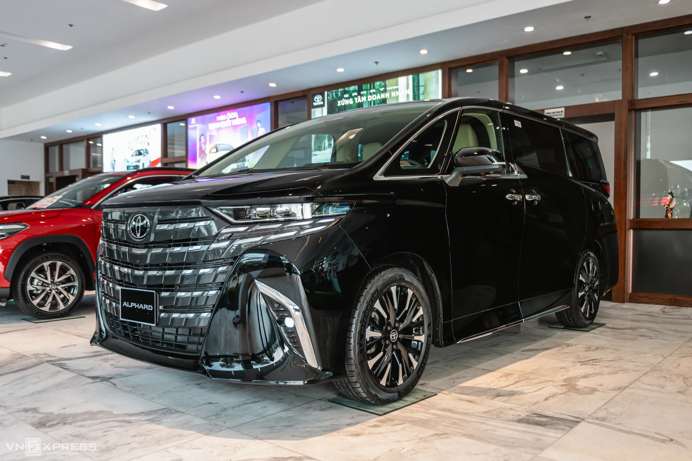 Hình ảnh xe Toyota Alphard 2024