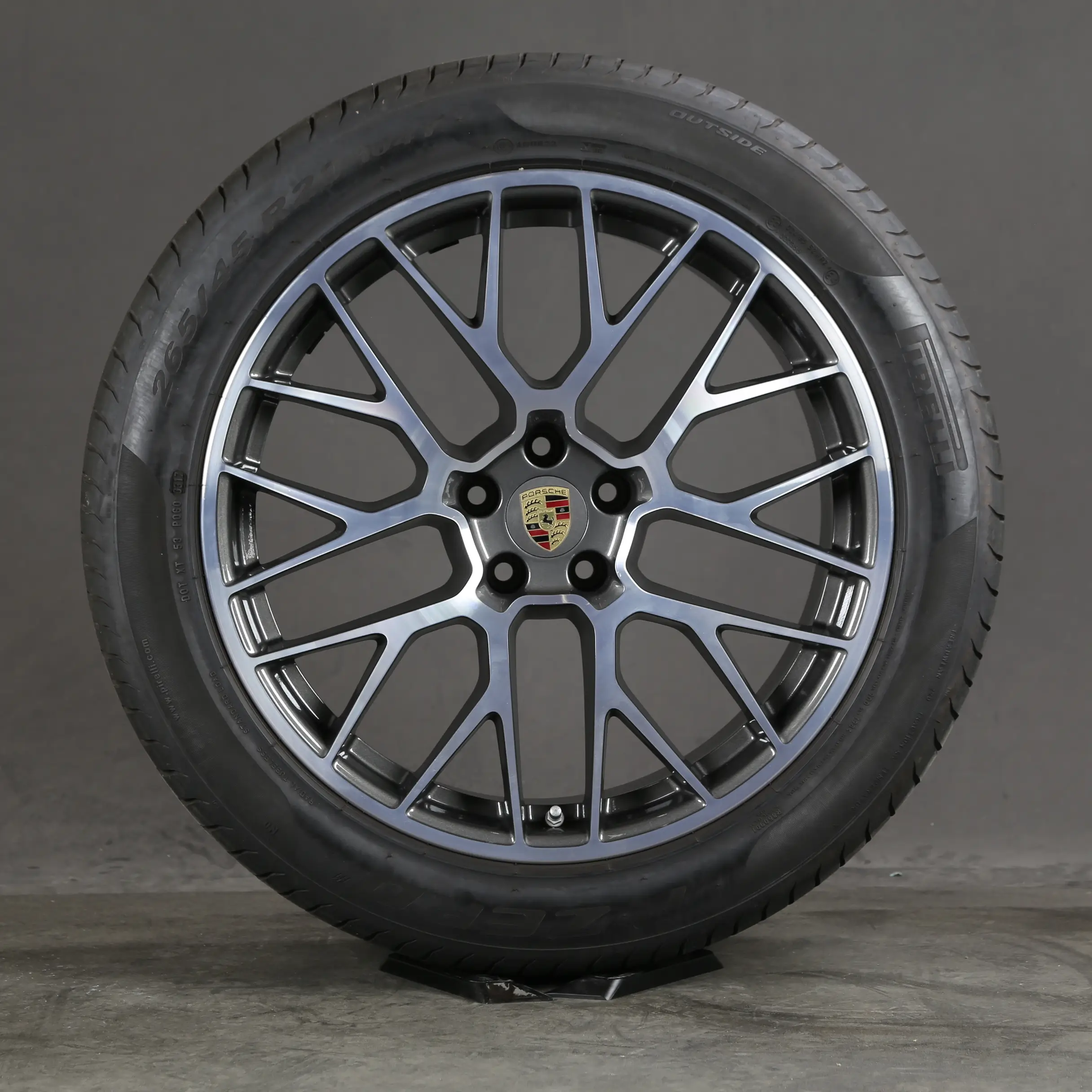 Porsche 20-inch Macan RS Spyder Design wheel Satin Platinum