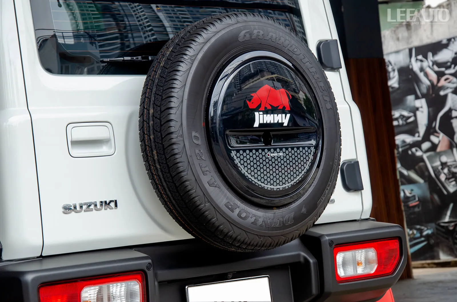 Ngoai That Suzuki Jimny Viet Nam