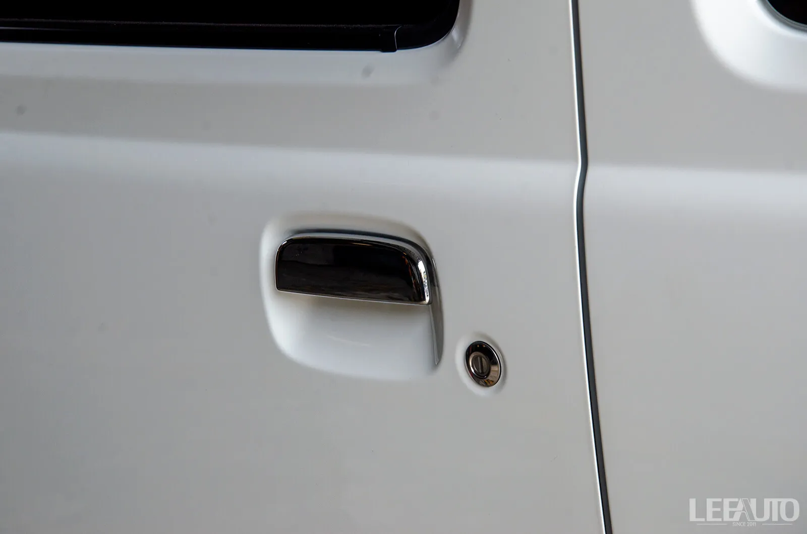 Ngoai That Suzuki Jimny Viet Nam