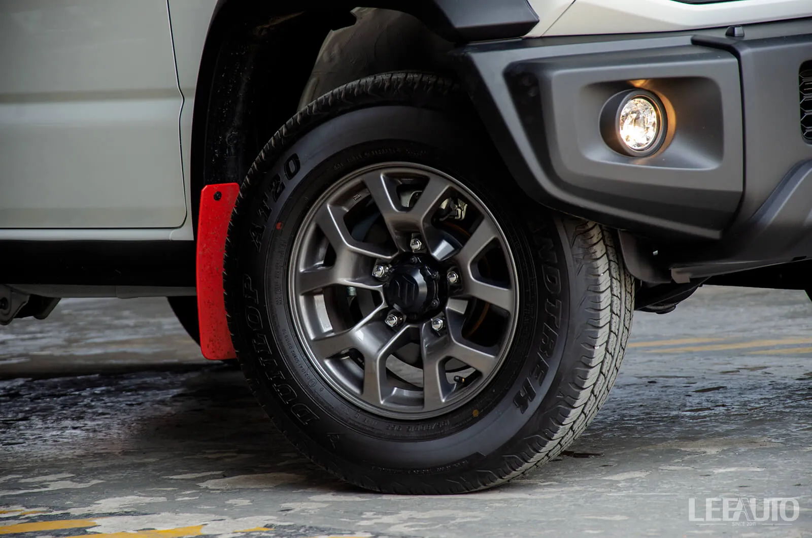 Ngoai That Suzuki Jimny Viet Nam