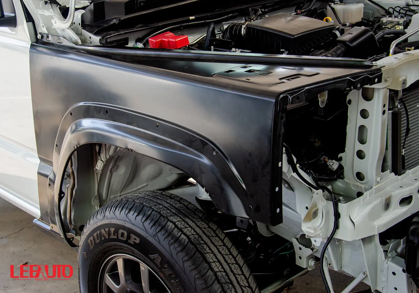 Ngoai That Suzuki Jimny Viet Nam