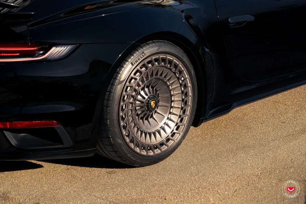 Porsche 911 Vossen Forged LC3-13T