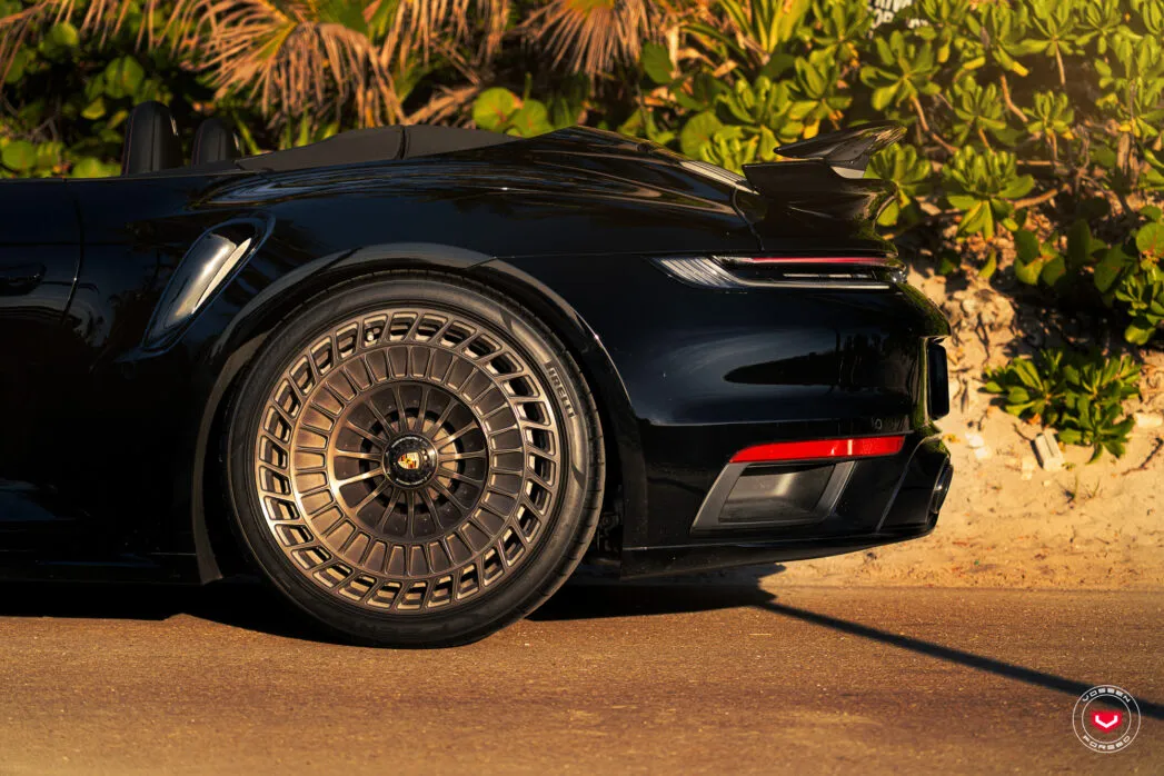 Porsche 911 Vossen Forged LC3-13T