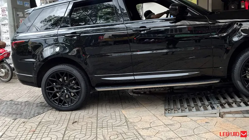 Range Rover Vossen HF-2