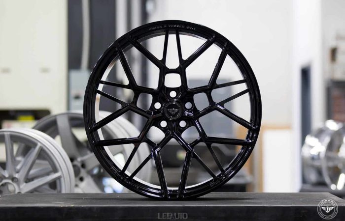 Vossen-UV-1-Gloss-Black