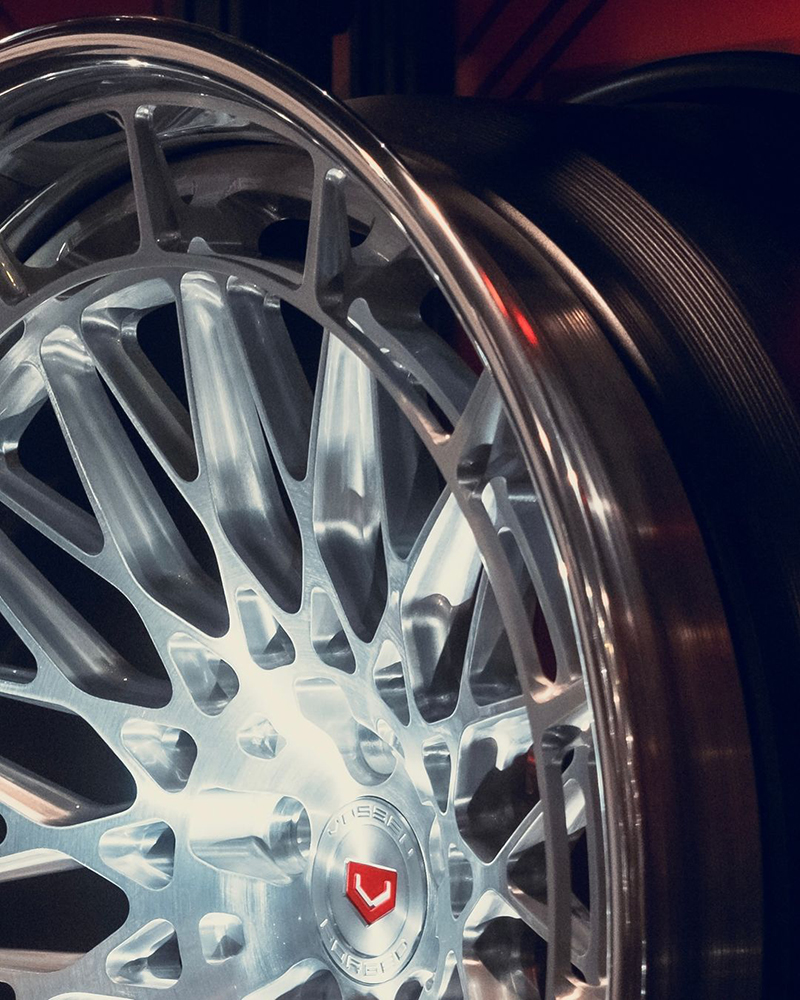 Ngày thứ 2 SEMA SHOW 2024 - Vossen Wheels