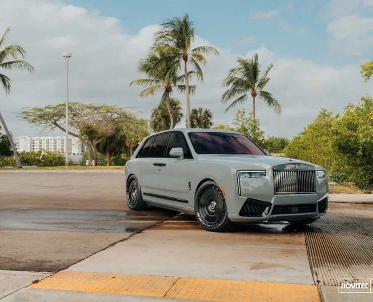 Rolls Royce Cullinan - Novitec SP3 Vossen