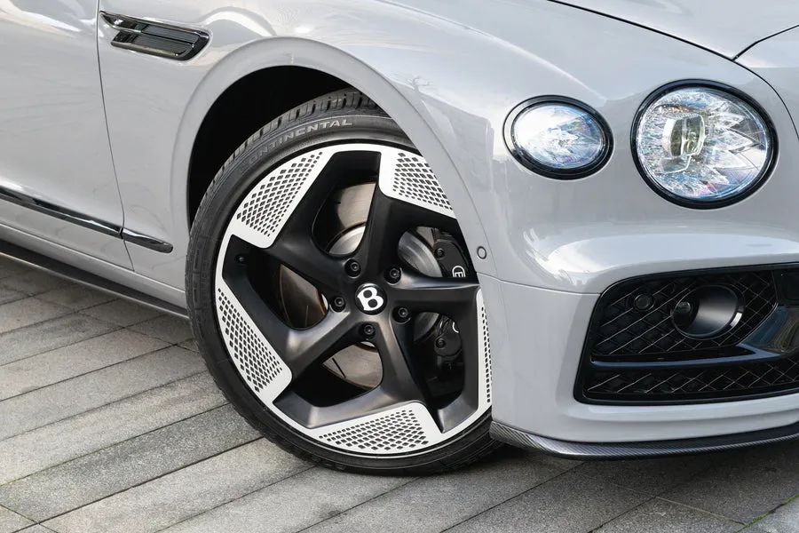 Bentley Flying Spur (2020-Present) Kahn Type 8 Forged Alloy Wheels