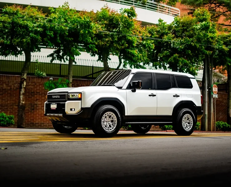 Toyota Land Cruiser Prado Vossen HFX-1