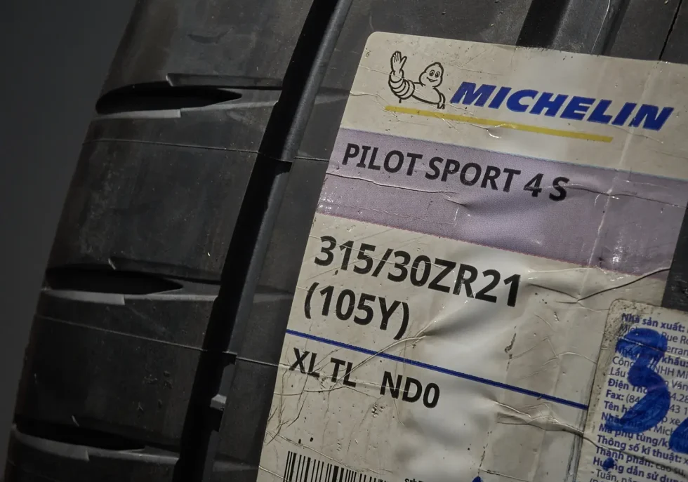 Lốp Michelin 275/35R21 & 315/30R21 PS4s