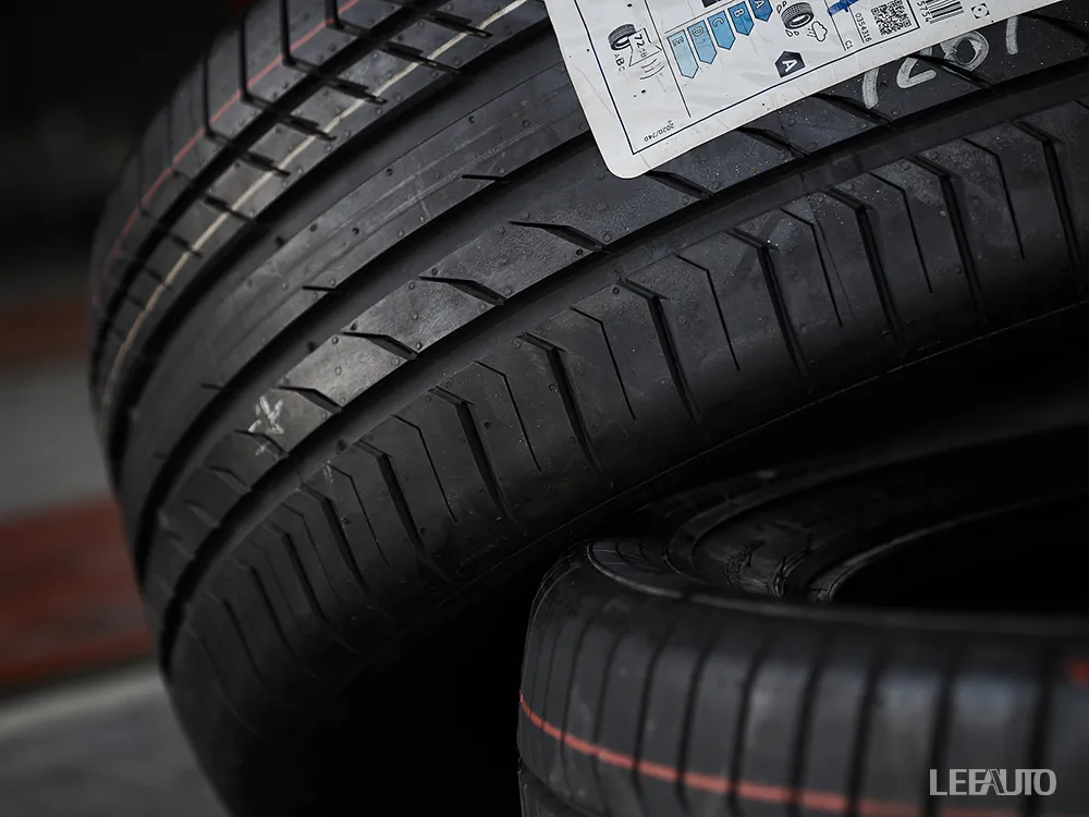 Lốp Continental ContiSportContact 5 SUV cho Mercedes GLS