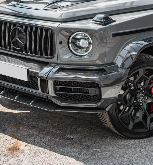 Mercedes G63 Exposed Carbon Wheel Arches