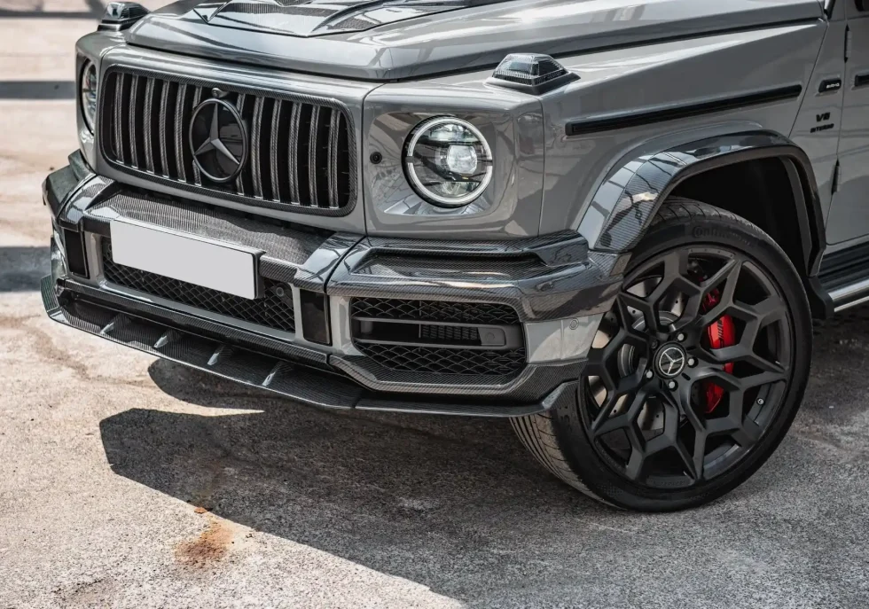 Mercedes G63 Exposed Carbon Wheel Arches
