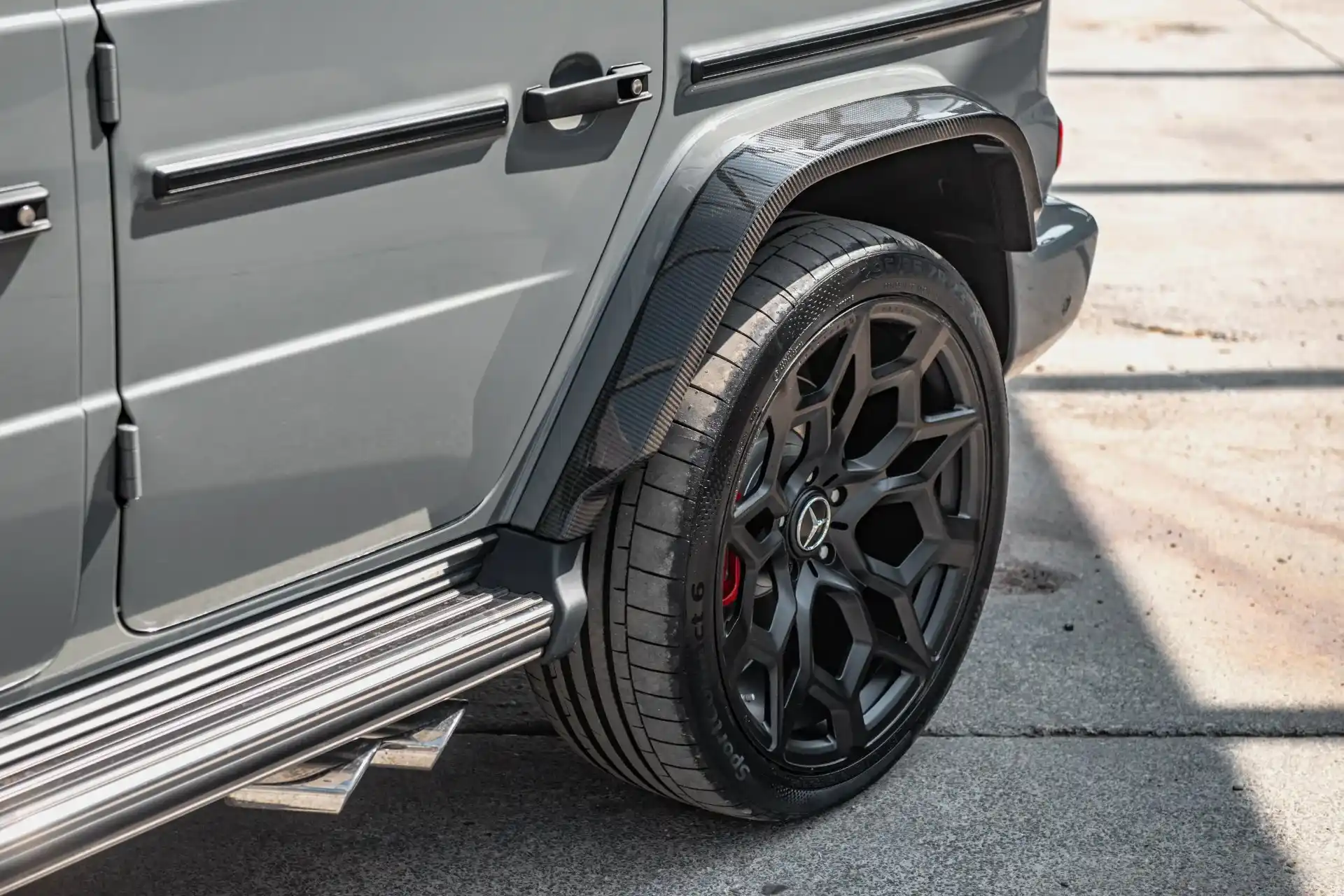 Mercedes G63 Exposed Carbon Wheel Arches