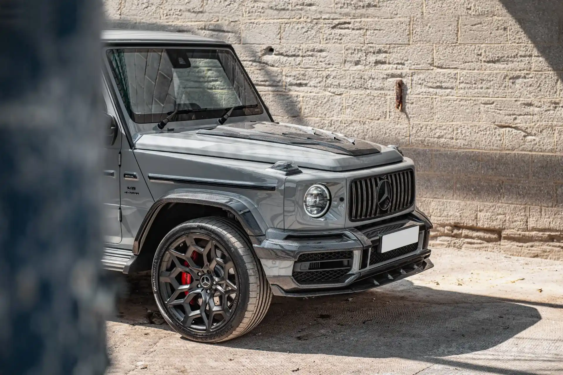 Mercedes G63 Exposed Carbon Wheel Arches