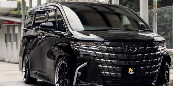 Toyota Alphard - BC Forged HCK21S