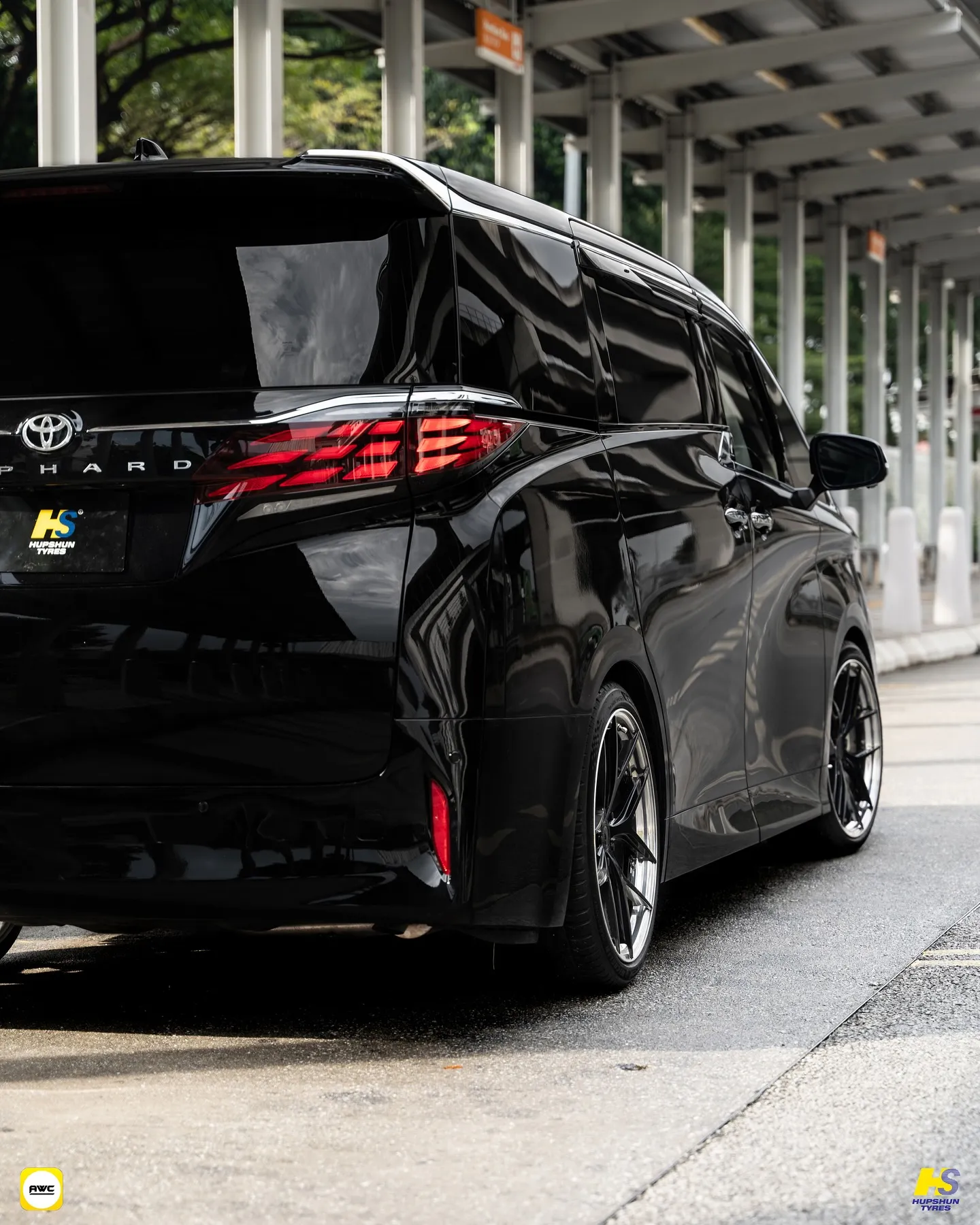 Toyota Alphard - BC Forged HCK21S