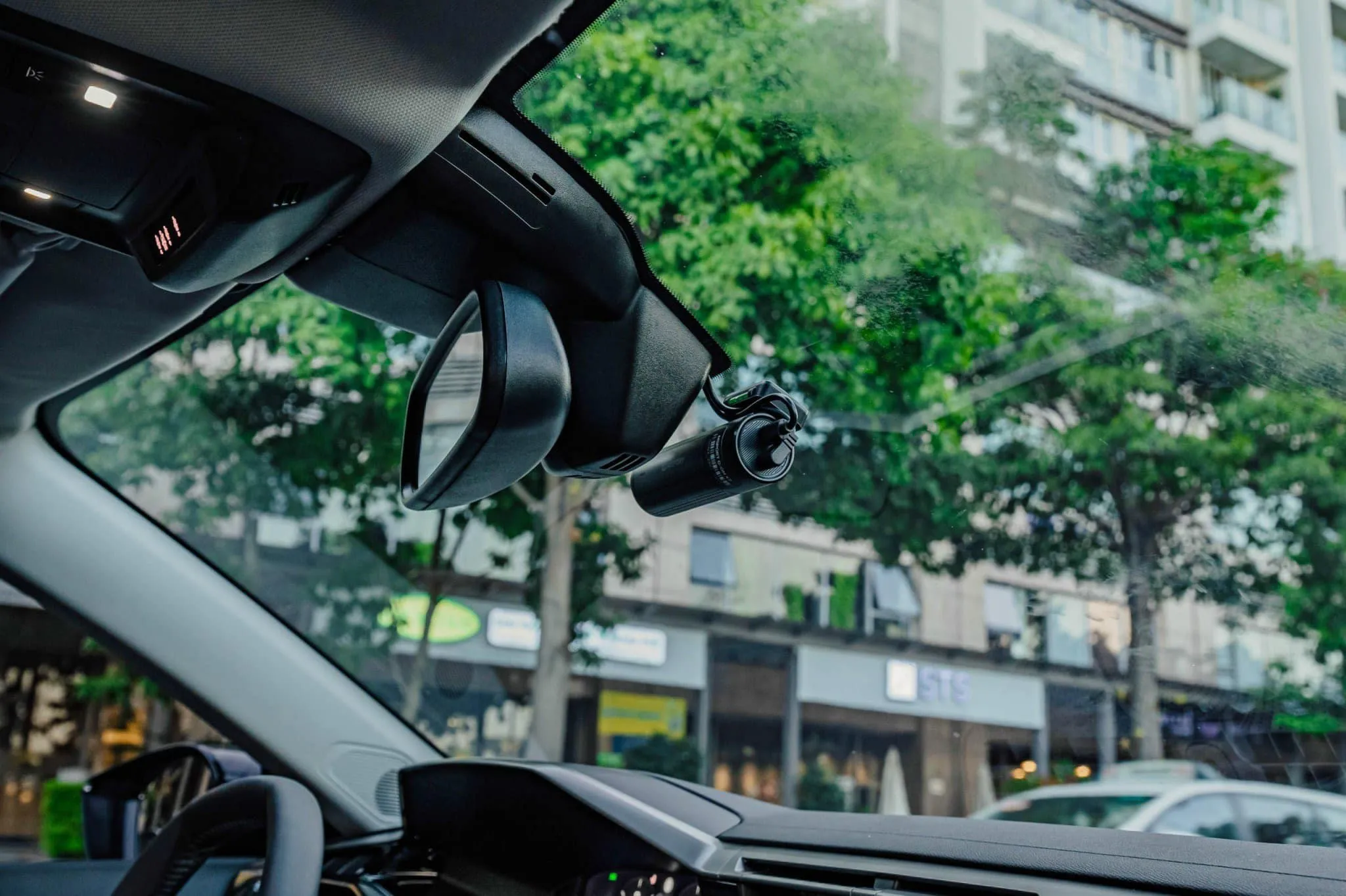 Camera hành trình G-ON Series : G-ON X, G-ON X1, G-ON X2, G-ON W sản phẩm chính hãng, Giá tốt nhất