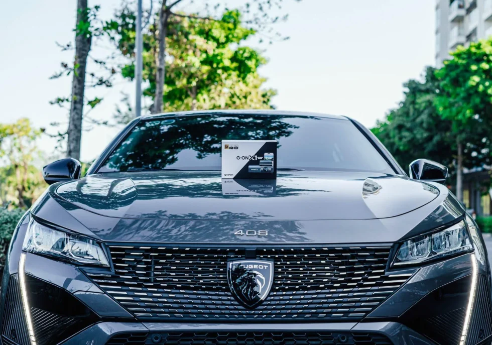 Camera G-On Peugeot 408