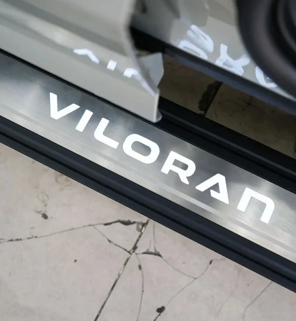 Bệ bước điện Volkswagen Viloren