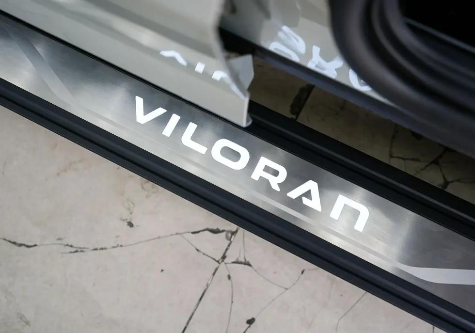 Bệ bước điện Volkswagen Viloren