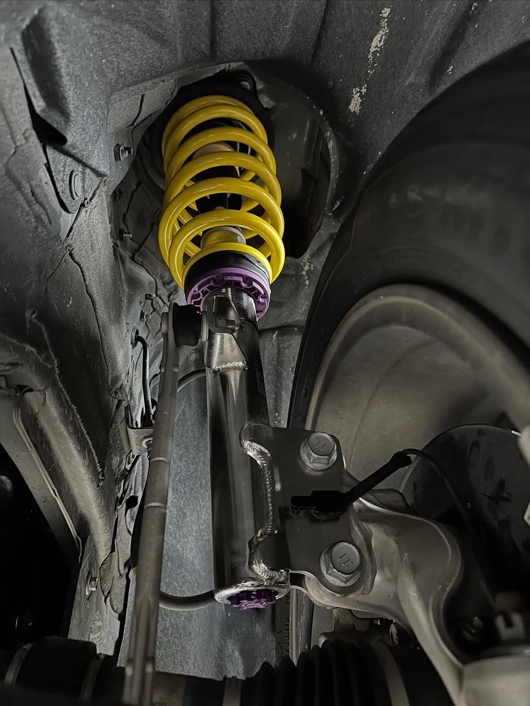 Toyota Alphard (AGH40) KW V3 Levelling Coilovers