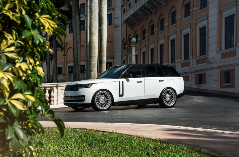 Land Rover Range Rover with HRE S209H in Polished Clear