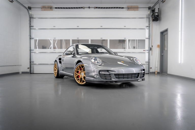 Porsche 997.2 Turbo with FF01 in Gold Rush